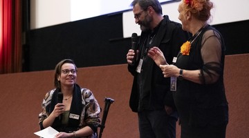 Q&A Arillo de hombre muerto © Thomas Delley