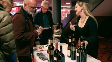 Instant de gourmandise | Swiss Wine Valais © Pierre-Yves Massot