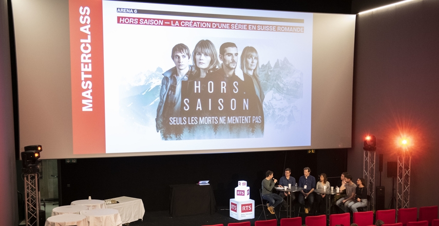 Discussion autour de la série "Hors Saison" lors du FIFF22