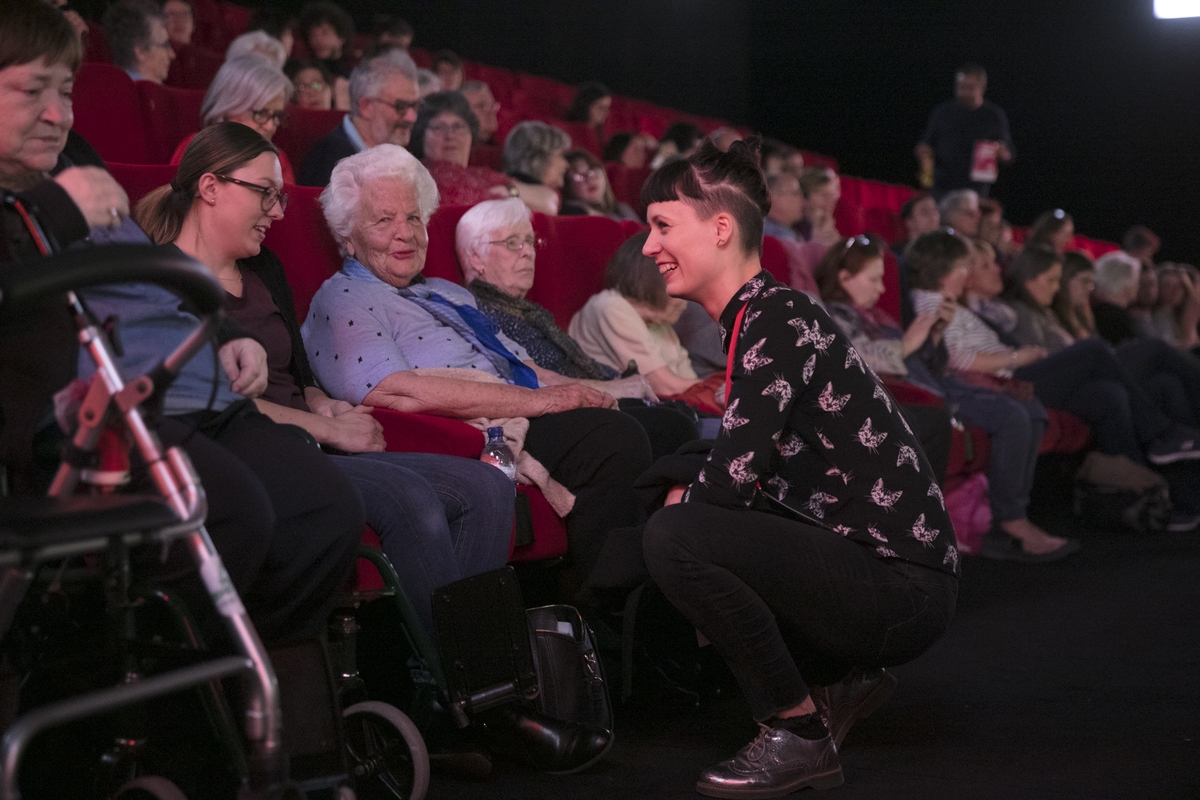 Delphine Niederberger lors d'une séance pour EMS au FIFF 2019.