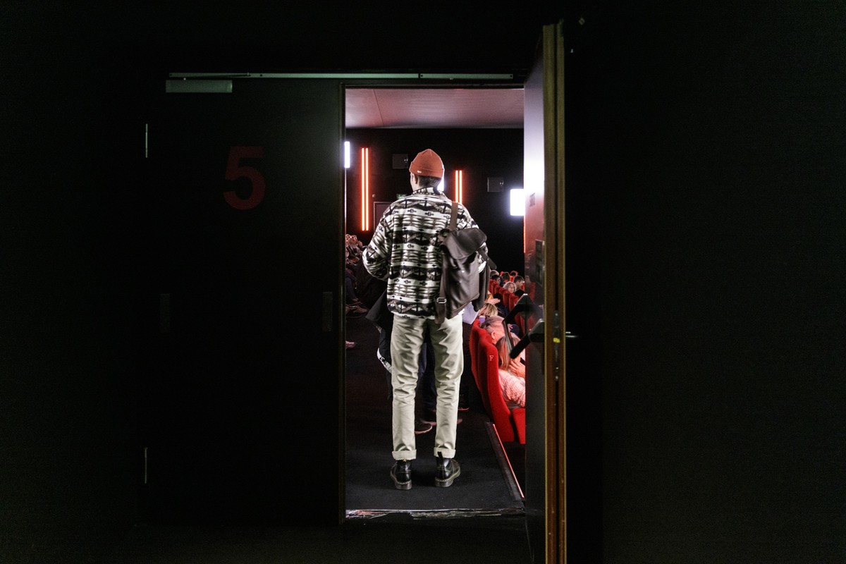 Porte salle de cinéma FIFF 2019